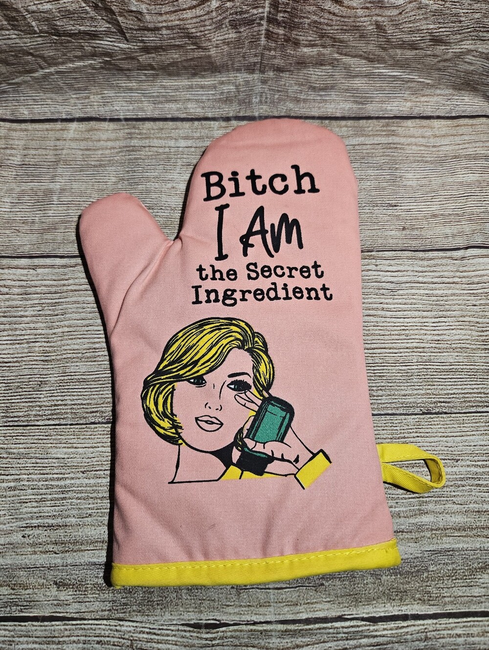 B*tch I am the secret ingredient kitchen pot holder Oven Mitt